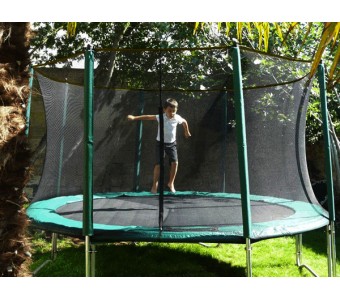 Des sauts en toute sécurité sur le trampoline Booster 3m60